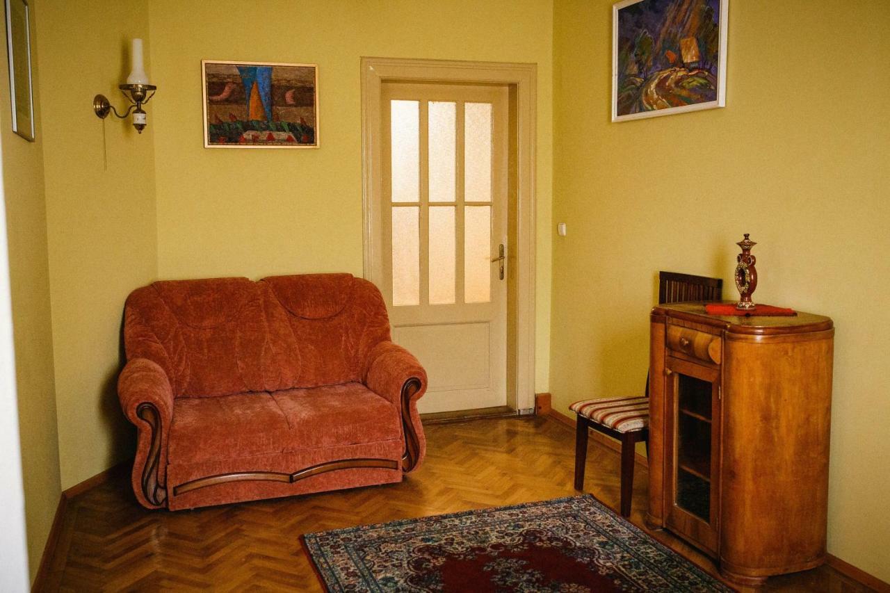 Ferienwohnung Historical Center Uschhorod Exterior foto