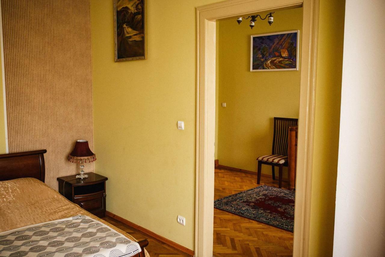 Ferienwohnung Historical Center Uschhorod Exterior foto